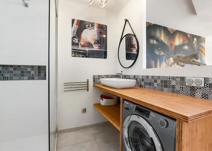 Pleasure Heliopolis Terrace- 3 Min From The Beach